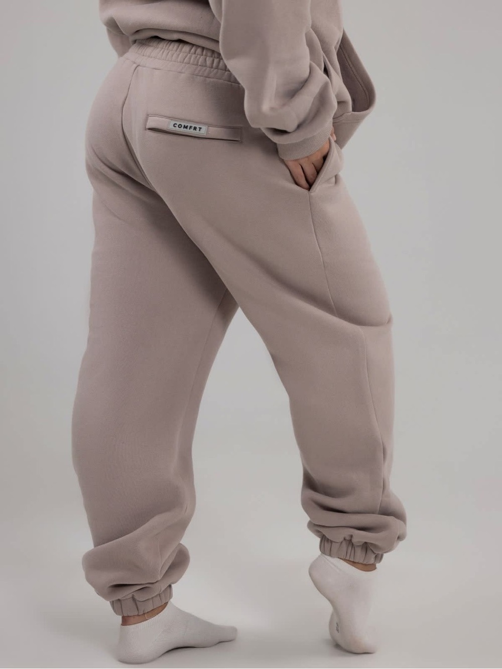 Comfrt  Travel Essentials Bark Sweatpants